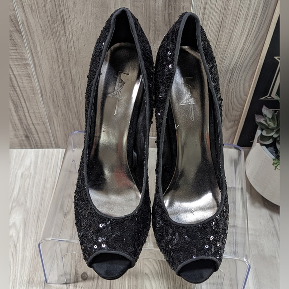 Forever 21 Black Sequin~Stiletto Heels - Picture 8 of 12